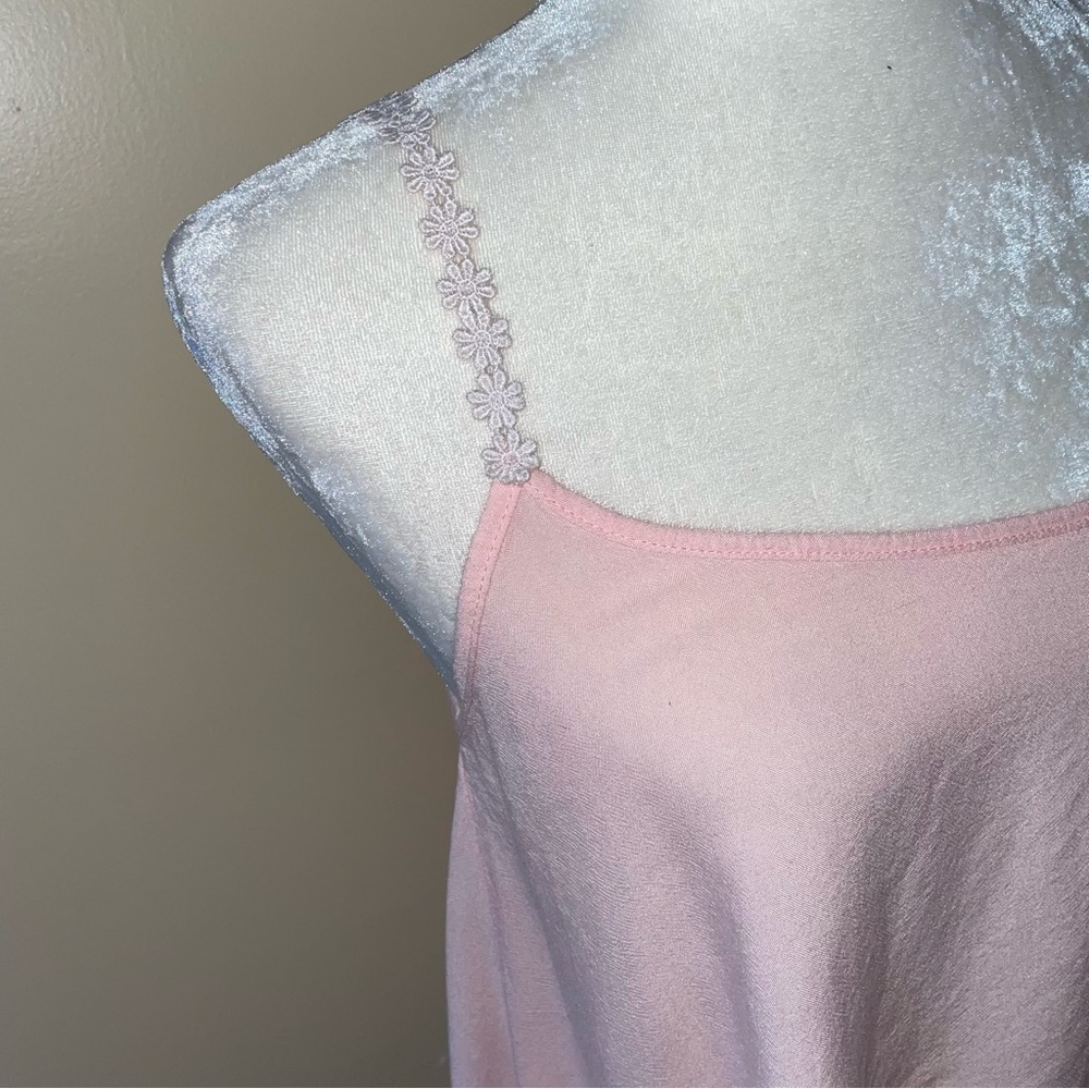 Tobi Baby Pink Crop Top - Picture 5 of 8